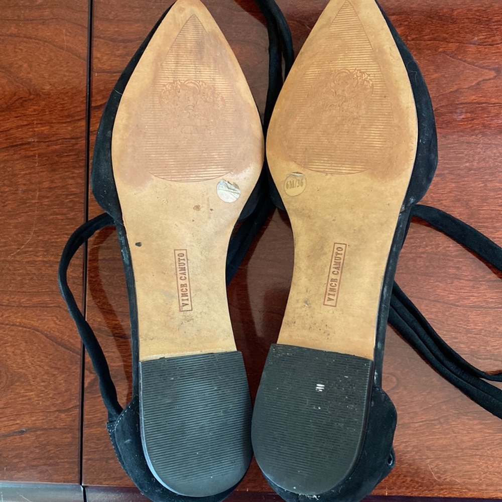 Vince Camuto Jevone Black Suede SZ 6 Balletcore Chic Strappy Tie Up Ankle Flats - Picture 5 of 11